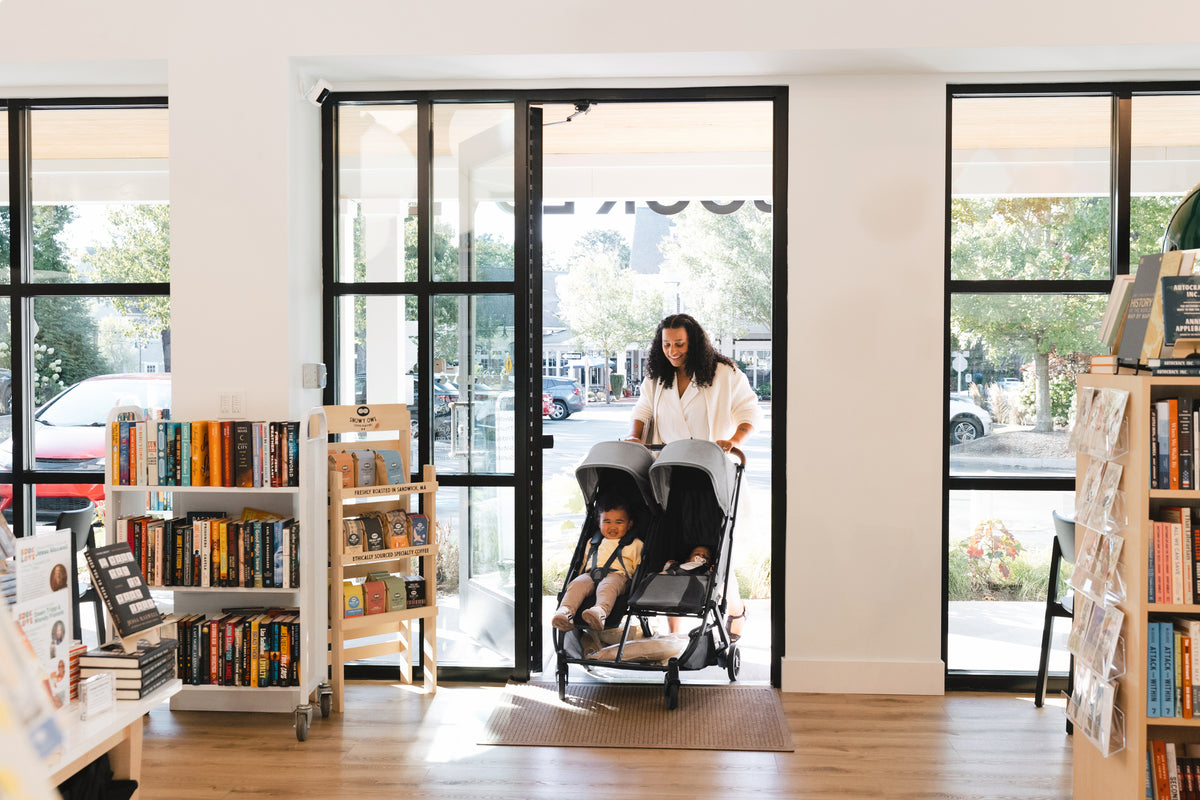 Minu® Duo - Side-by-side Compact Stroller